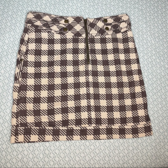 Tulle Brand Checked Corduroy Skirt with Pockets - Picture 3 of 7